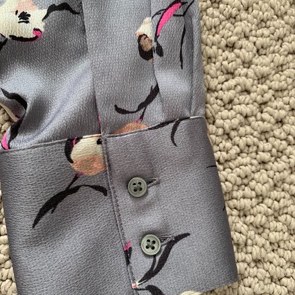 Banana Repubulic Grey & Floral Blouse - Picture 7 of 7